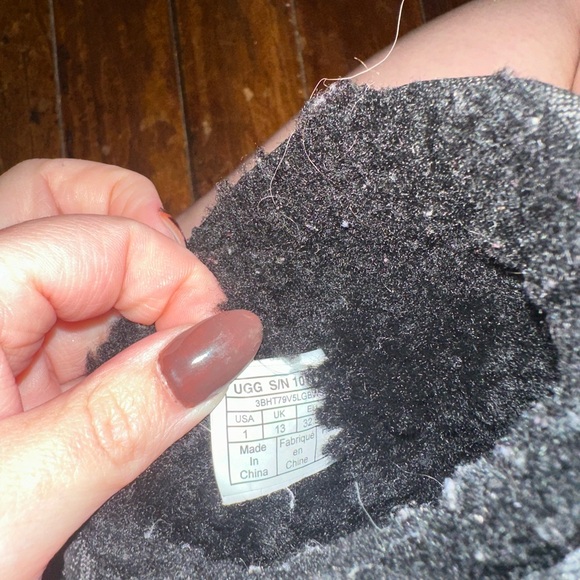 Ugg boots - Picture 6 of 6